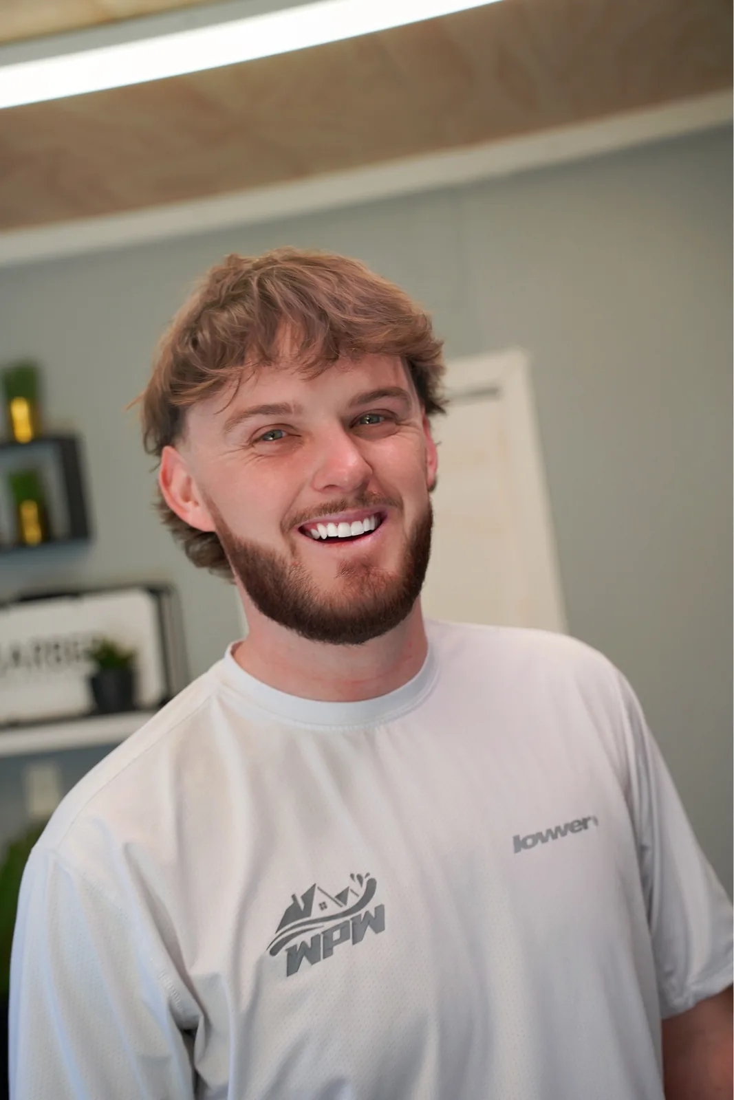 A blond mullet, cut by Leandro Herrera